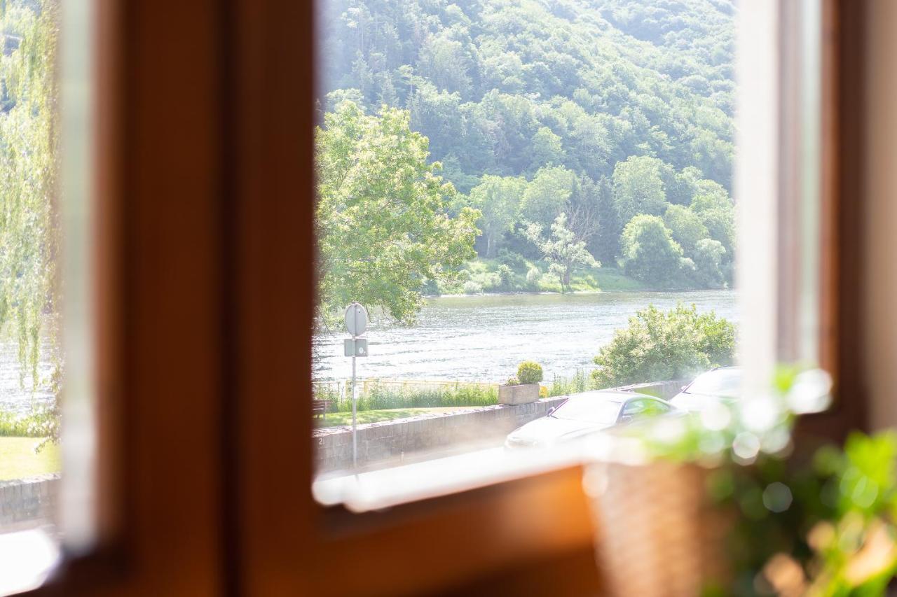 Apartamento Haus Blaue Traube Mit Moselblick Ediger-Eller Exterior foto