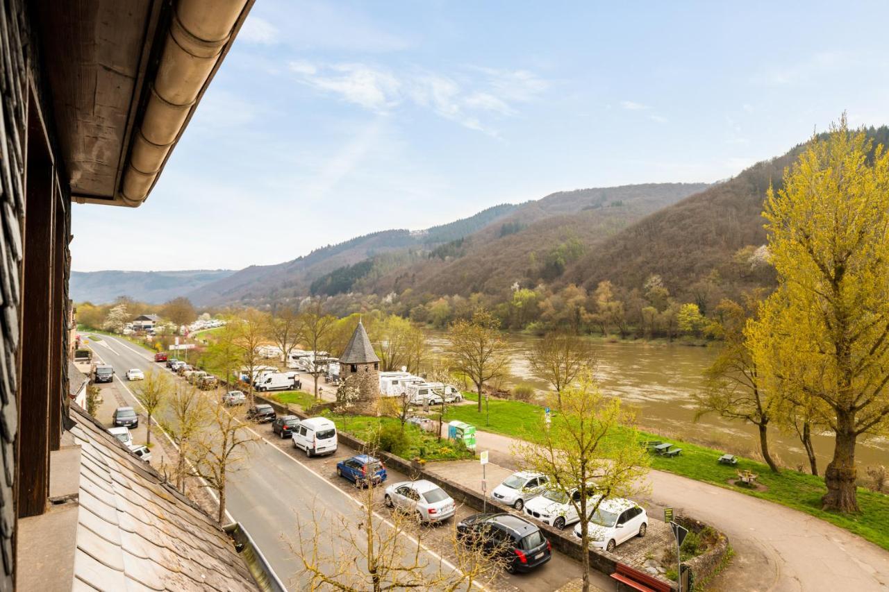 Apartamento Haus Blaue Traube Mit Moselblick Ediger-Eller Exterior foto