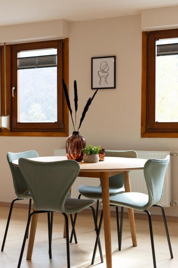 Apartamento Haus Blaue Traube Mit Moselblick Ediger-Eller Exterior foto